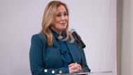 Laura takes her job as mayor seriously on General Hospital | Image: ABC